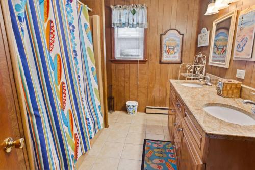5005 - Bristow`s Bungalow - image 8