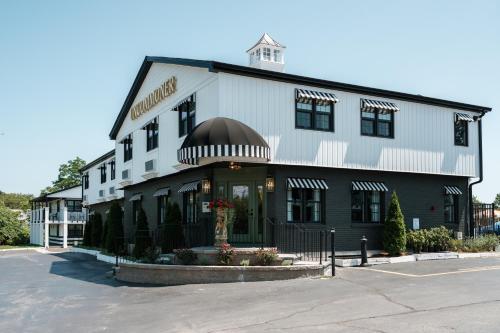 The Tidewater Inn - Cape Cod - image 2