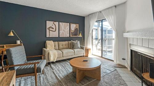 Landing Apartments - Mueller Flats, Austin