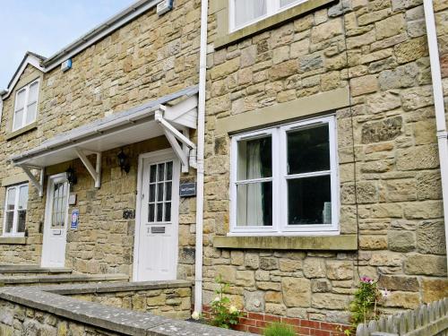 Exterior view, Teal Cottage in Embleton
