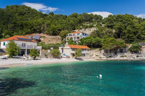 Seaside secluded apartments Cove Torac Hvar - 4875 - image 9