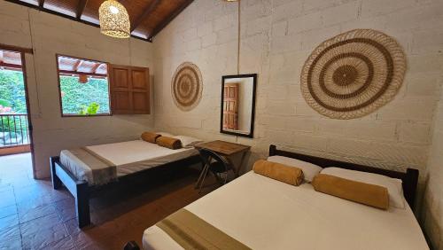 1 double bed, 2 bunk beds