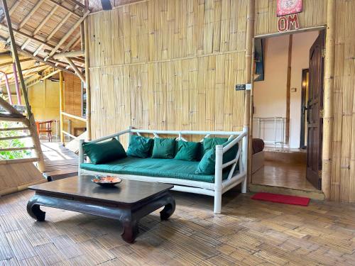 Bamboo Double Room with Garden View image 10