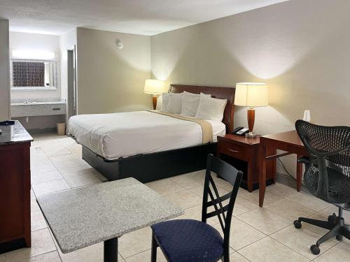 Foto - Motel 6 Raleigh, NC – Downtown South