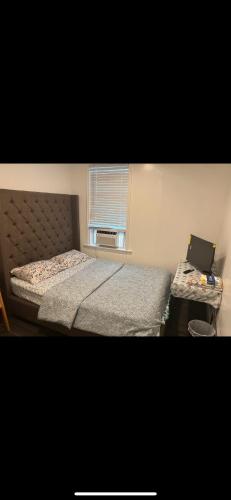 Beautiful bedroom next JHU in Charles Village