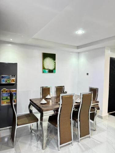 newtown apartment olaleye iporin surulere nigeria in Tejuosho