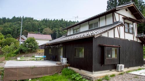 長野 白馬駅まで約30分 BBQ可能 Lake Front Private Villa ほとり家 in Shinshushinmachi