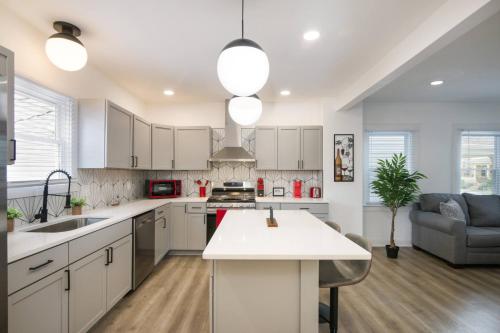 5th Street Retreat Private Home OSU, Short North in Columbus, USA