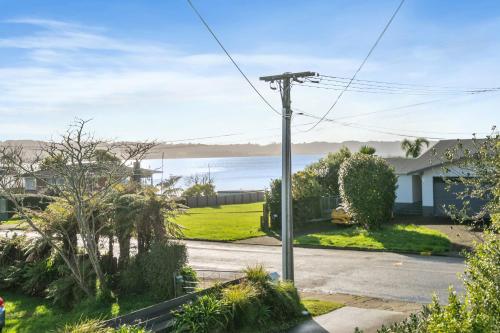 外部景觀, Serenity Lakehouse - Rotorua Holiday Home in 諾剛霍塔哈