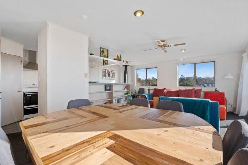 外部景觀, Serenity Lakehouse - Rotorua Holiday Home in 諾剛霍塔哈