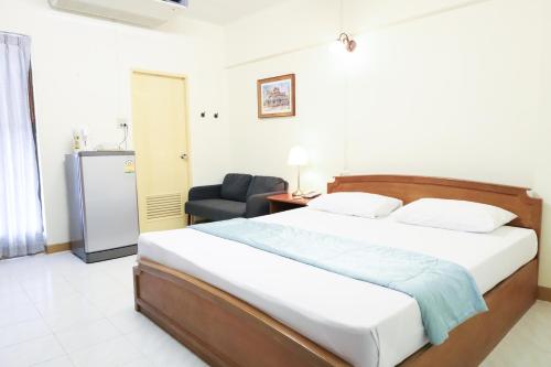 Phawana Sweet Hotel, Бангкок (фото 2)
