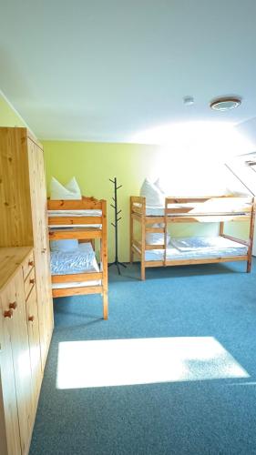 Pension auf dem Pferdehof Gut Greppin - mit WLAN, Sitzecke, Garten & kostenlosem Parken in Greppin, Deutschland