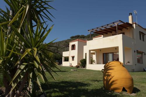 Villa Spiti Louloudis, Unterkunft in Spílion