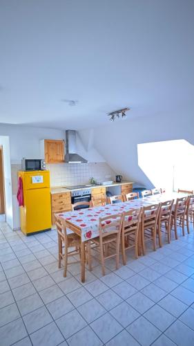 Pension auf dem Pferdehof Gut Greppin - mit WLAN, Sitzecke, Garten & kostenlosem Parken in Greppin, Deutschland