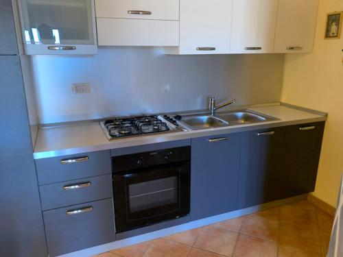 keuken, Little sparrow in Santa Maria Coghinas