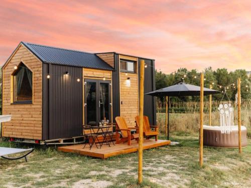 La Casa Errante X by Tiny Away 1