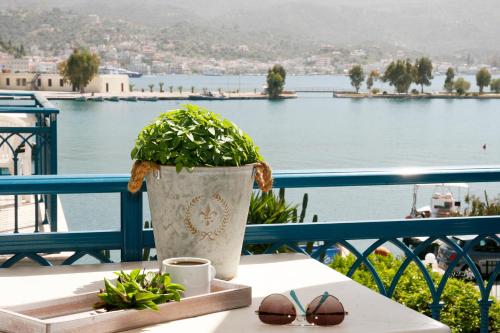 Drossinos Studios in Poros