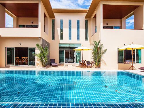 Pensri Villa 4 Beds วิลล่า สาริกา ราไวย์