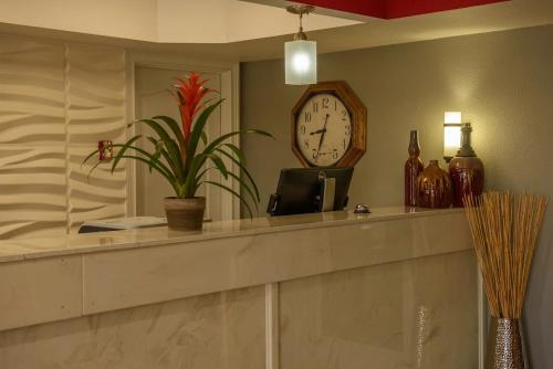 Richland Inn Lawrenceburg (TN)