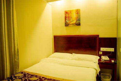 GreenTree Inn ShanDong LiaoCheng YangGu HuangShan Road ShiZiLou Express Hotel