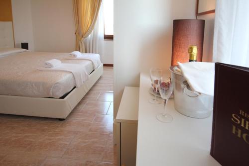 Hotel Sirena - Laziše