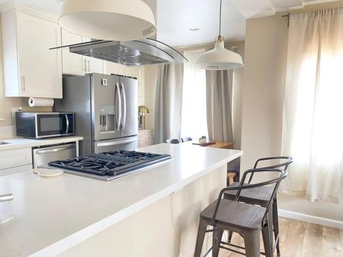 Cozy Home in National City 15 min from San Diego in National City (Kalifornia)