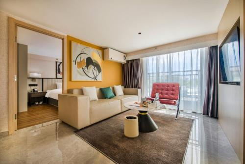 room detail thumbnail 0