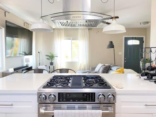 Cozy Home in National City 15 min from San Diego in National City (Kalifornia)