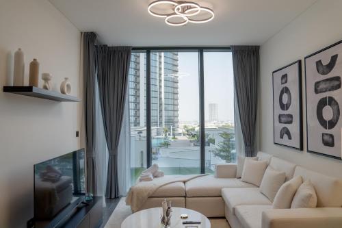 Lux Sobha Hartland 1 BR with 5 Star Resort Amenities, Dubai (Foto 3)