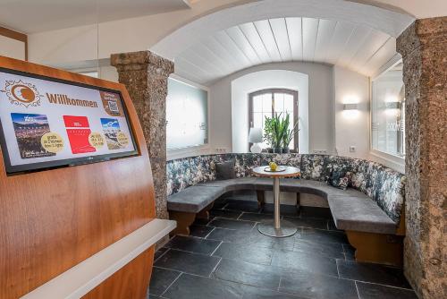 Hotel Mondschein - image 2