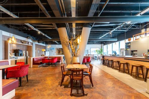 Pub/Lounge, Antwerp Harbour Hotel in Merksem