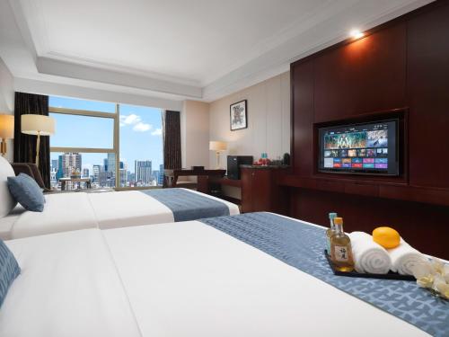 room detail thumbnail 1