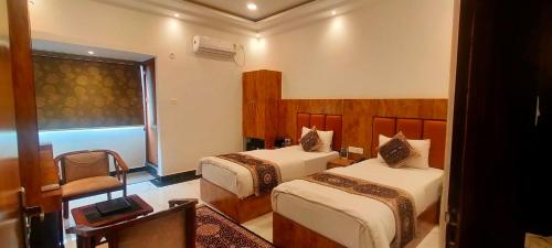 room detail thumbnail 0