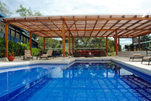 Басейн, Hacienda Chorlavi in Iбарра