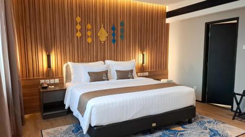 Patra Semarang Hotel & Convention Room Type - Executive Suite