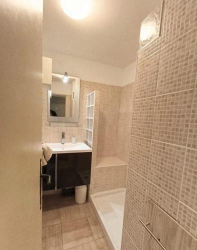 LVAM - 6 Person Apartment - Swimming Pool - Richelieu Beach, Cap d'Agde (fotografie 5)