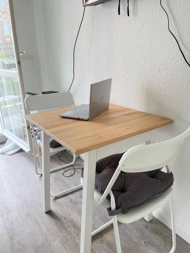 Anabel - résidence calme et protégée , appart avec balcon, proche du centre ville et de la plage (Anabel - residence calme et protegee , appart avec balcon, proche du centre ville et de la plage) in Villers-sur-Mer