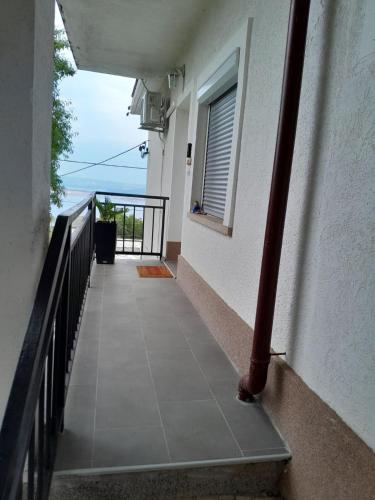 Apartments Roza - image 4