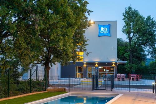 A szálláshely kívülről, ibis budget Le Cannet des Maures in Le Cannet Des Maures