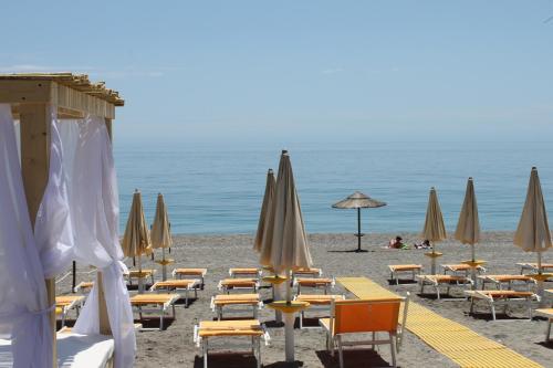 La Terrazza sul Mare - Apartment - Letojanni