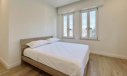 Nuovissimo Trilo vicino ai campi da tennis in Varazze