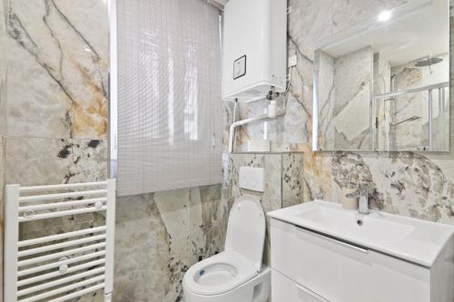 1 Bedroom Apartment - 6P - Le Marais With NetFlix - image 11