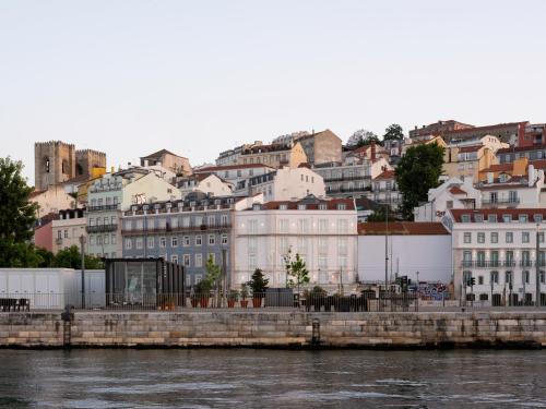 LIOZ Lisboa, Lisbon