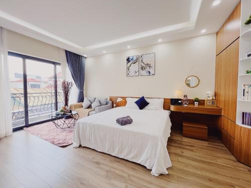 Peaceful Apartment | Prime Tay Ho Location* 202