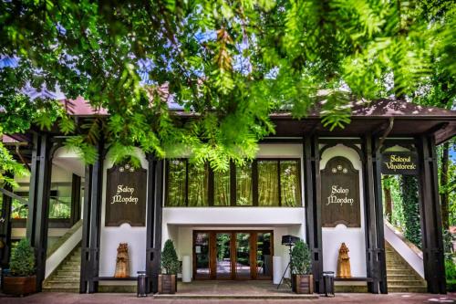 Hotel Cornul Vanatorului - Pitesti