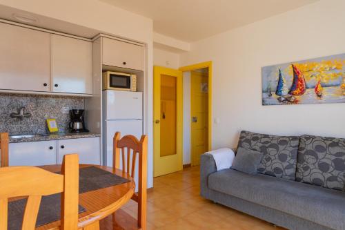 Apartaments Palamós - Pal Beach - image 2