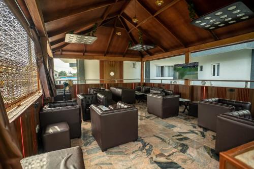 Presken Hotels, Awolowo Way, Ikeja in Lagos