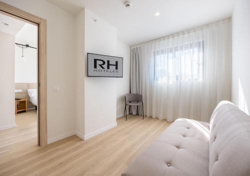 Hotel RH Arena - Todo Incluido - image 2