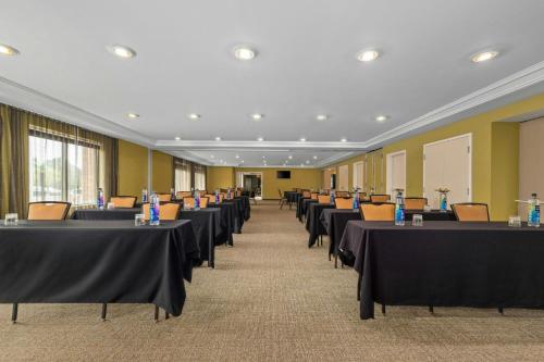 SpringHill Suites Minneapolis West St. Louis Park - image 6