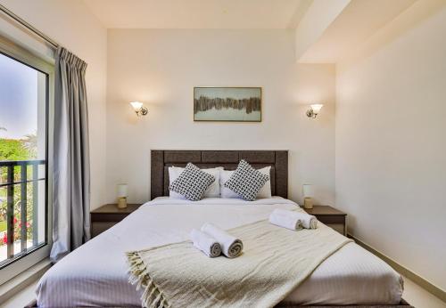 Allsopp & Allsopp - 5-Bedroom with Maids Room and Private Pool Villa in The Aldea The Villa - image 6